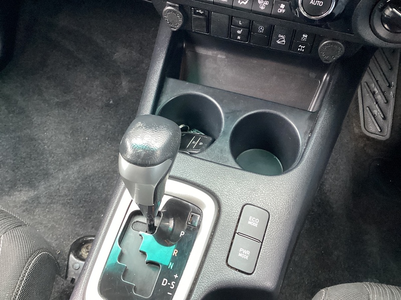 Toyota D-4D Invincible 4X4 A/C Euro 6