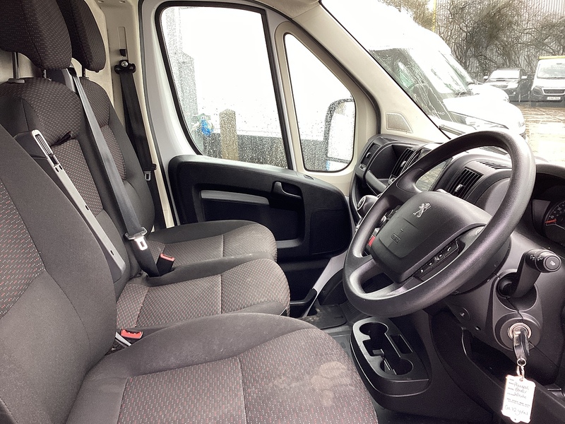 Peugeot BlueHDi 335 Professional LWB H/R A/C Premium + Euro 6