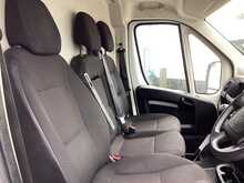 Peugeot Boxer BlueHDi 335 Professional LWB H/R A/C Premium + Euro 6 