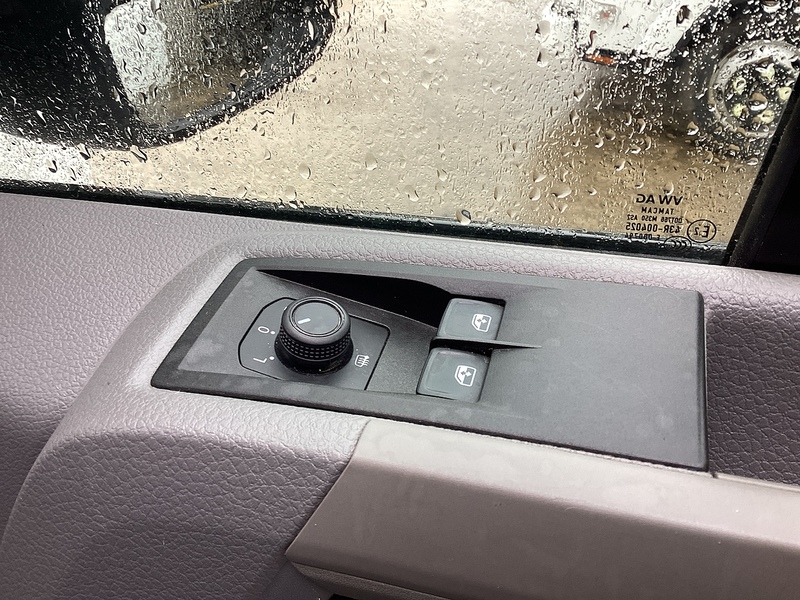 Volkswagen TDI CR35 Trendline LWB H/R A/C Euro 6 