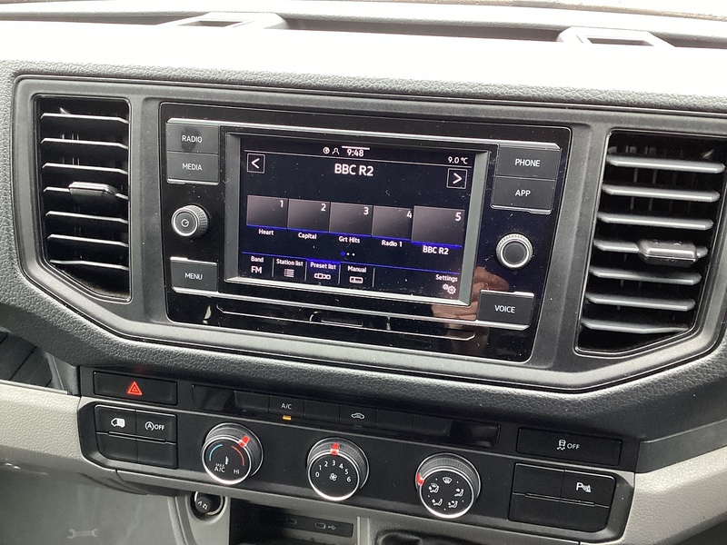 Volkswagen TDI CR35 Trendline LWB H/R A/C Euro 6 