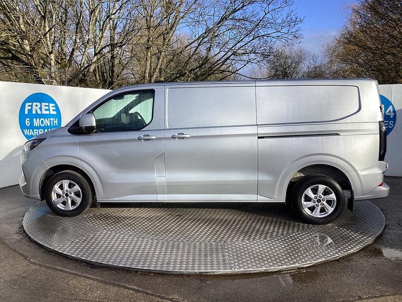 Ford 300 EcoBlue Limited LWB L/R  A/C Euro 6