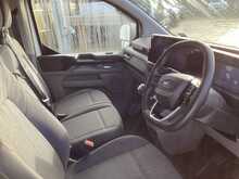 Ford Transit Custom 300 EcoBlue Limited LWB L/R  A/C Euro 6 