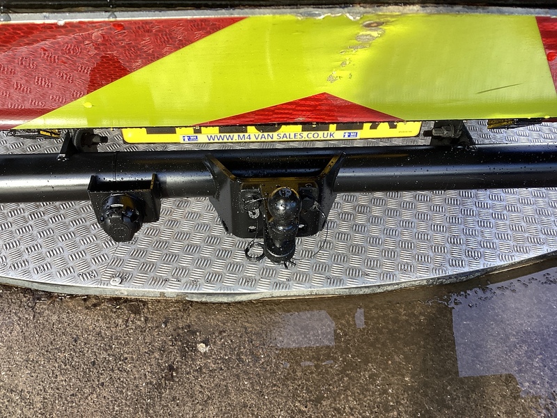 Isuzu D N35 125T Tipper Euro 6 L=10FT 4