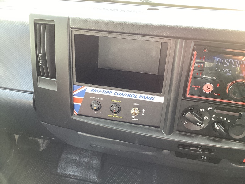 Isuzu D N35 125T Tipper Euro 6 L=10FT 4