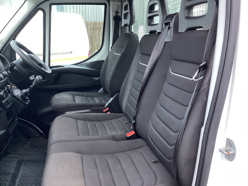 Iveco D HPI 14V 35S 3450 Dropside Taillift A/C Euro 6 L=14ft 3