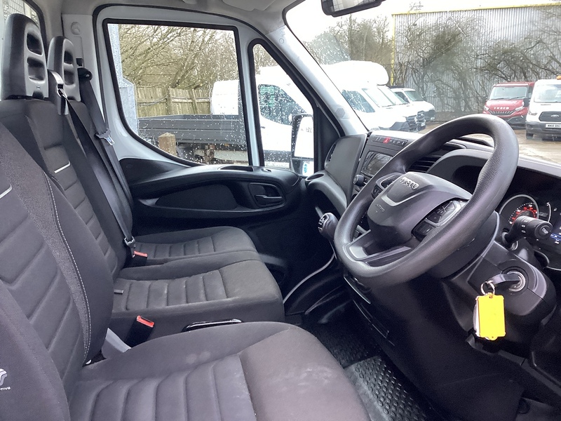 Iveco D HPI 14V 35S 3450 Dropside Taillift A/C Euro 6 L=14ft 3