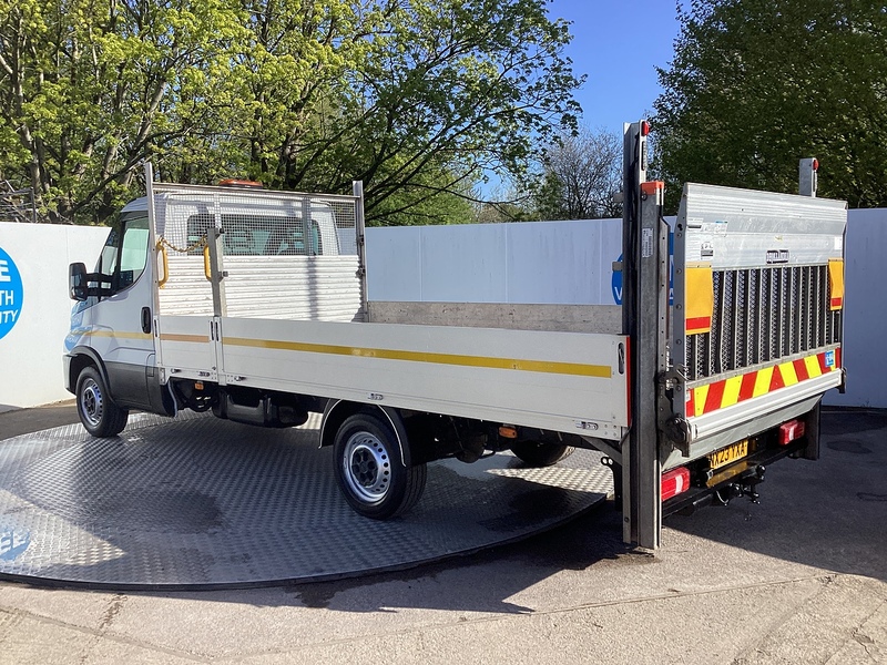 Iveco D HPI 14V 35S 3450 Dropside Taillift A/C Euro 6 L=14ft 3