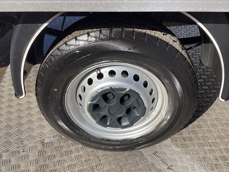 Iveco D HPI 14V 35S 3450 Dropside Taillift A/C Euro 6 L=14ft 3