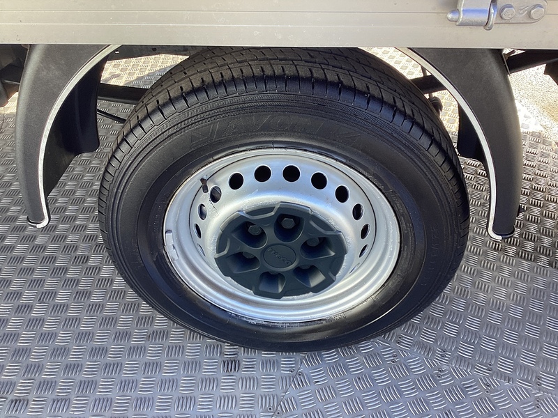 Iveco D HPI 14V 35S 3450 Dropside Taillift A/C Euro 6 L=14ft 3