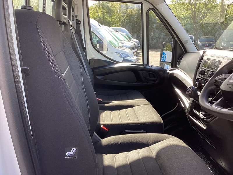 Iveco D HPI 14V 35S 3450 Dropside Taillift A/C Euro 6 L=14ft 3