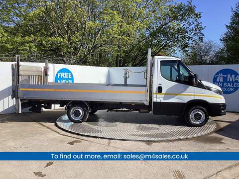 Iveco Daily, D HPI 14V 35S 3450 Dropside Taillift A/C Euro 6 L=14ft 3"