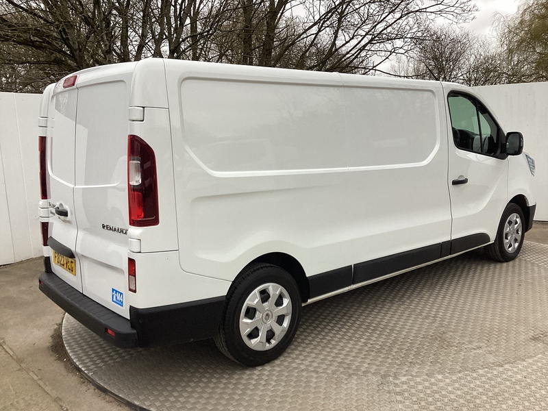 Renault dCi Blue LL30 Advance LWB L/R Trendline A/C Euro 6