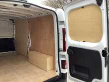 Renault Trafic dCi Blue LL30 Advance LWB L/R Trendline A/C Euro 6 