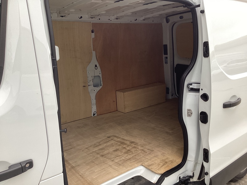Renault dCi Blue LL30 Advance LWB L/R Trendline A/C Euro 6