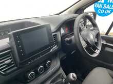 Renault Trafic dCi Blue LL30 Advance LWB L/R Trendline A/C Euro 6 