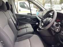 Renault Trafic dCi Blue LL30 Advance LWB L/R Trendline A/C Euro 6 