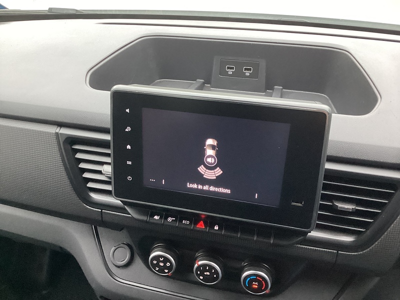 Renault dCi Blue LL30 Advance LWB L/R Trendline A/C Euro 6