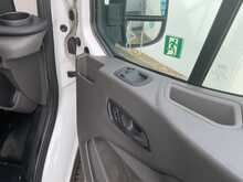 Ford Transit 350 EcoBlue Trend 12 Seater 