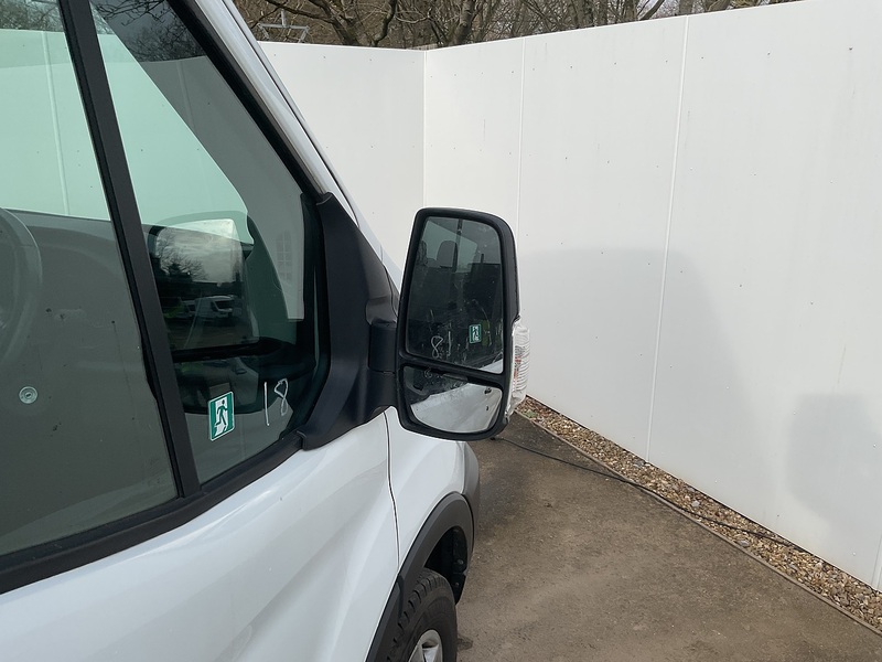 Ford 350 EcoBlue Trend 12 Seater