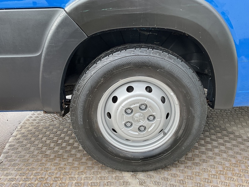 Peugeot BlueHDi 440 17 Seater Lite Euro 6