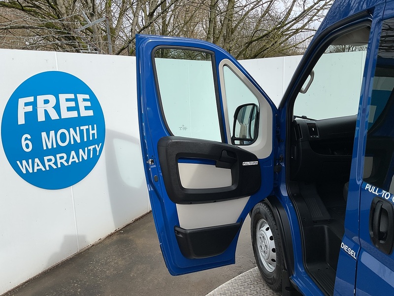 Peugeot BlueHDi 440 17 Seater Lite Euro 6