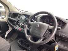 Peugeot Boxer BlueHDi 335 LWB Dropside A/C Euro 6 L=12ft 1" 