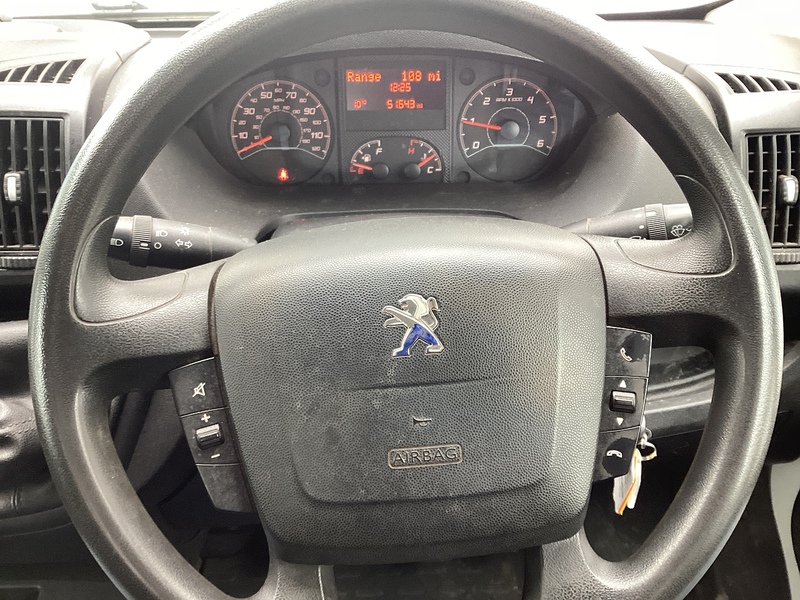 Peugeot BlueHDi 335 LWB Dropside A/C Euro 6 L=12ft 1