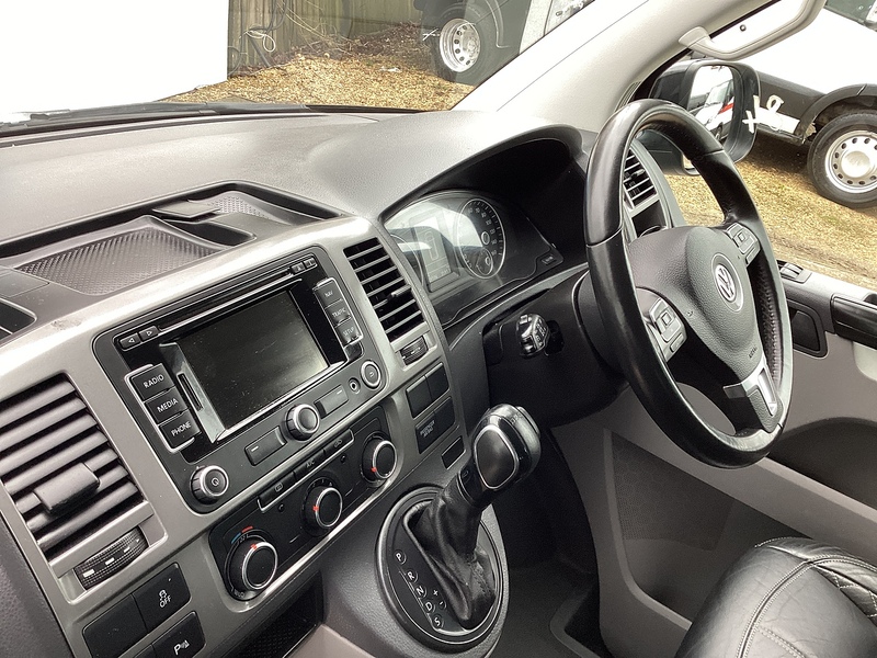 Volkswagen BiTDI T30 Highline SWB Crewvan A/C **NO VAT**