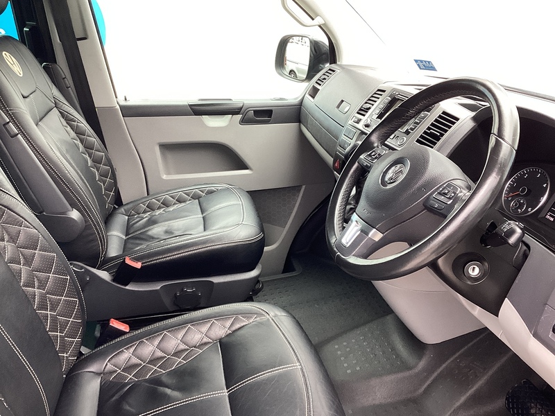 Volkswagen BiTDI T30 Highline SWB Crewvan A/C **NO VAT**