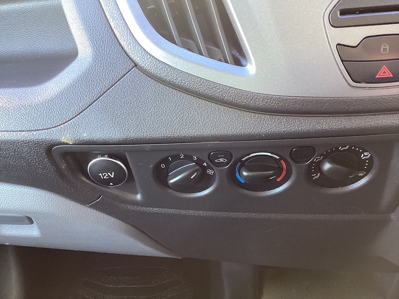 Ford TDCi 350 LWB Luton With Tail Lift L=12ft 4