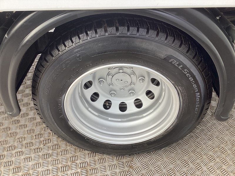 Ford 350 EcoBlue Leader LWB Luton Tail Lift Euro 6 L=13ft 4