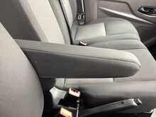 Ford Transit 350 EcoBlue Leader LWB Luton Tail Lift Euro 6 L=13ft 4" 