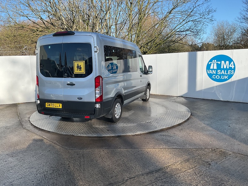 Ford 350 EcoBlue Trend 11 Seater