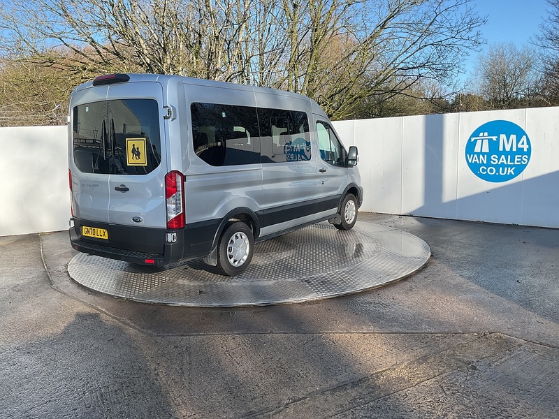 Ford 350 EcoBlue Trend 11 Seater