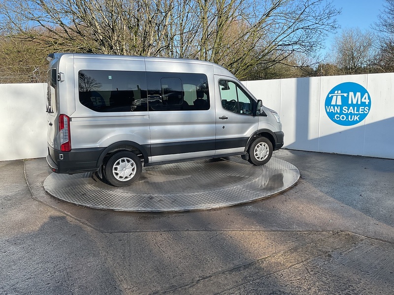 Ford 350 EcoBlue Trend 11 Seater