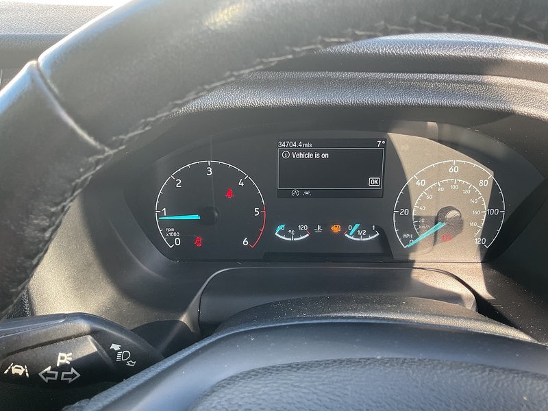 Ford 350 EcoBlue Trend 11 Seater