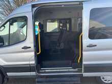 Ford Transit 350 EcoBlue Trend 11 Seater 