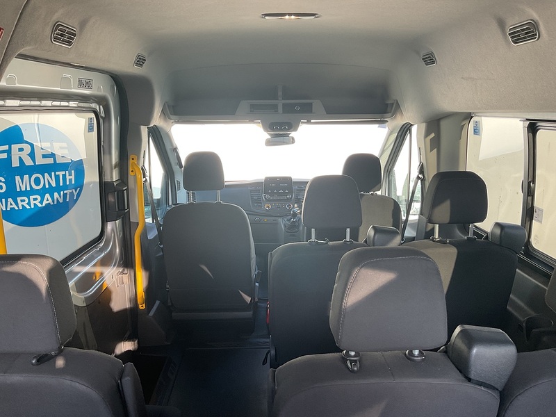 Ford 350 EcoBlue Trend 11 Seater