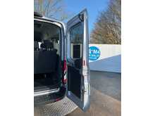 Ford Transit 350 EcoBlue Trend 11 Seater 