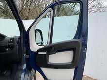 Peugeot Boxer BlueHDi 440 Lite 17 Seat Euro 6 