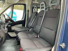 Peugeot Boxer BlueHDi 440 Lite 17 Seat Euro 6 