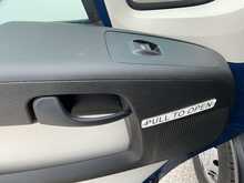 Peugeot Boxer BlueHDi 440 Lite 17 Seat Euro 6 