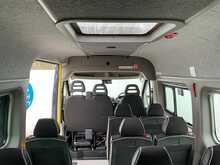 Peugeot Boxer BlueHDi 440 Lite 17 Seat Euro 6 