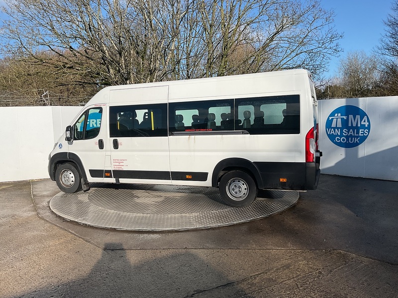 Citroen 17 Seater Lite Euro 6 