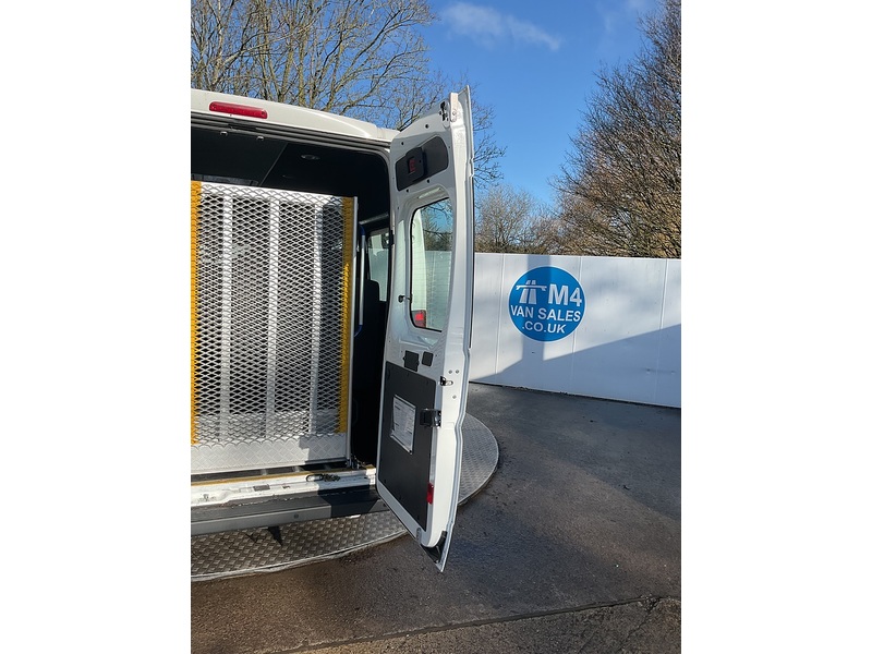 Citroen 17 Seater Lite Euro 6 