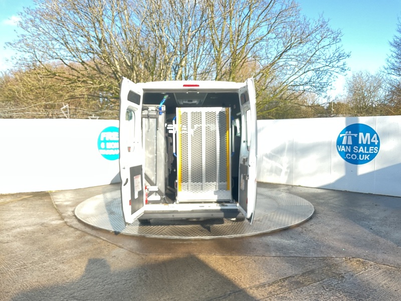 Citroen 17 Seater Lite Euro 6 