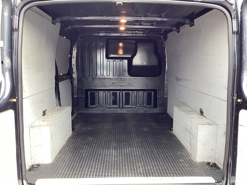 Ford TDCi 280 Limited SWB L/R **NO VAT**