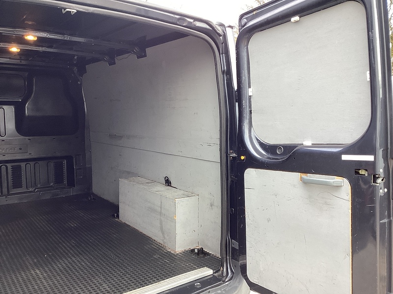 Ford TDCi 280 Limited SWB L/R **NO VAT**