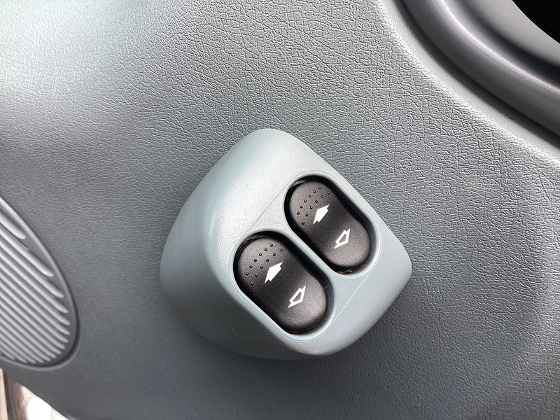 Ford TDCi 280 Limited SWB L/R **NO VAT**